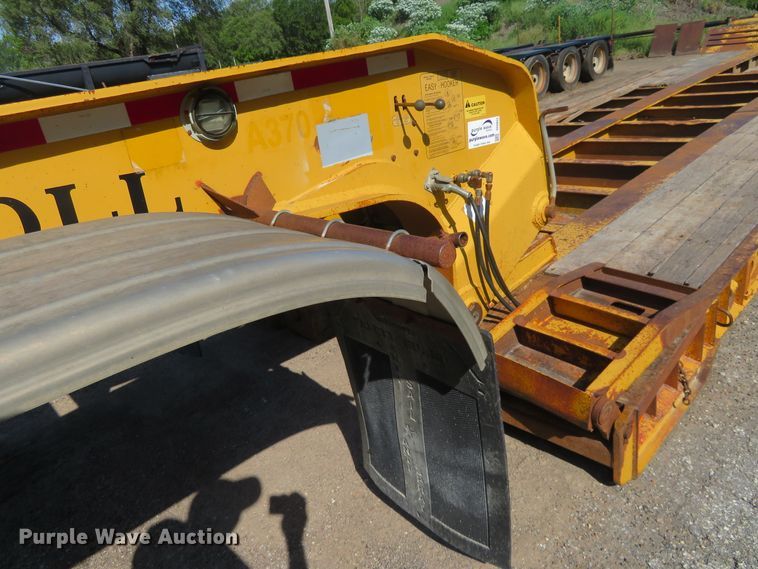 image for item DE6853 1997 Landoll Easy Hooker equipment trailer
