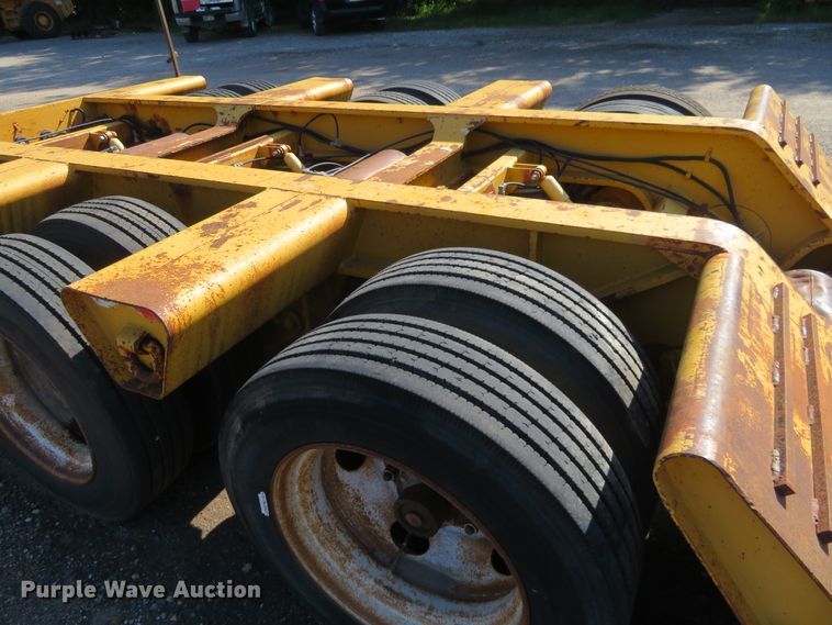 image for item DE6853 1997 Landoll Easy Hooker equipment trailer