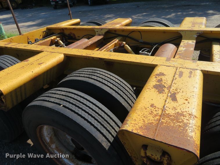 image for item DE6853 1997 Landoll Easy Hooker equipment trailer