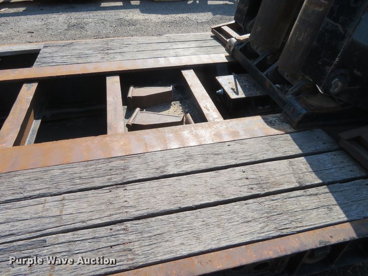 image for item DE6855 1997 Landoll Easy Hooker equipment trailer