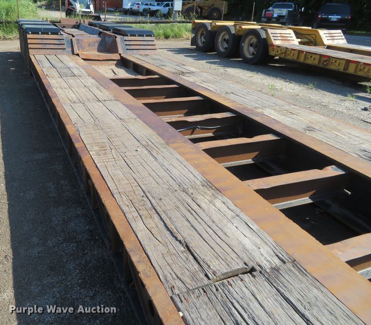 image for item DE6855 1997 Landoll Easy Hooker equipment trailer