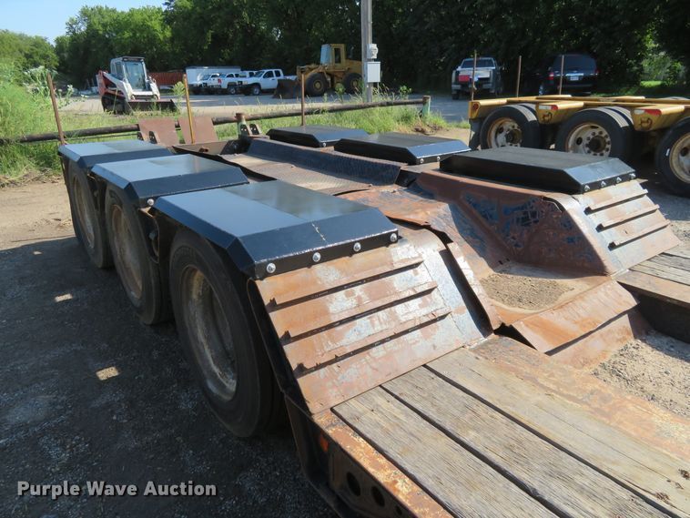 image for item DE6855 1997 Landoll Easy Hooker equipment trailer