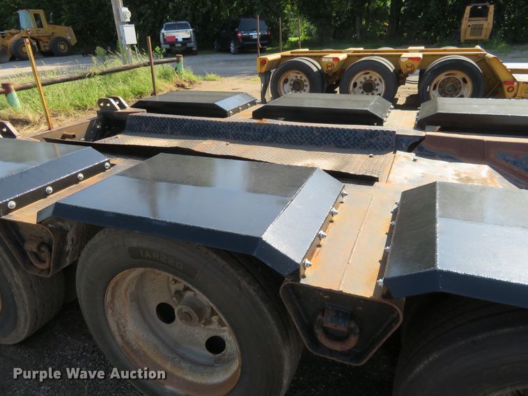 image for item DE6855 1997 Landoll Easy Hooker equipment trailer