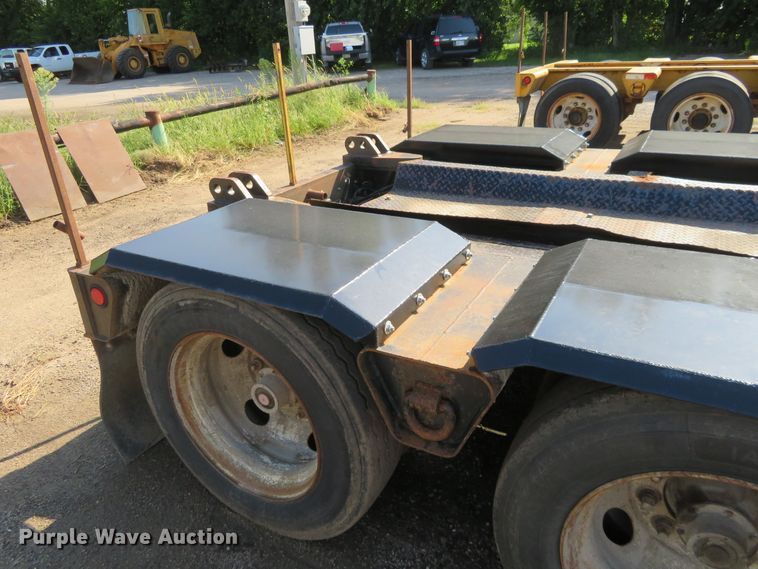 image for item DE6855 1997 Landoll Easy Hooker equipment trailer