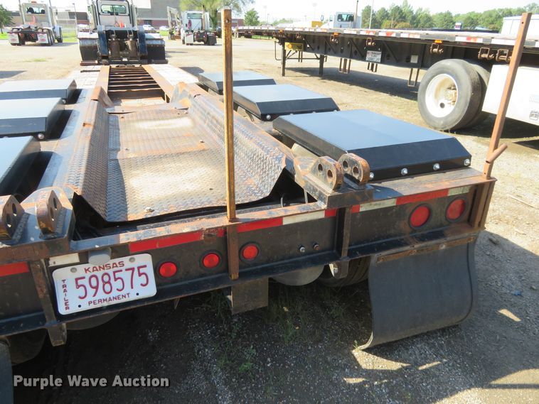 image for item DE6855 1997 Landoll Easy Hooker equipment trailer