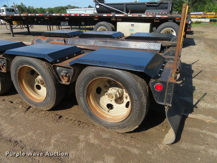 image for item DE6855 1997 Landoll Easy Hooker equipment trailer