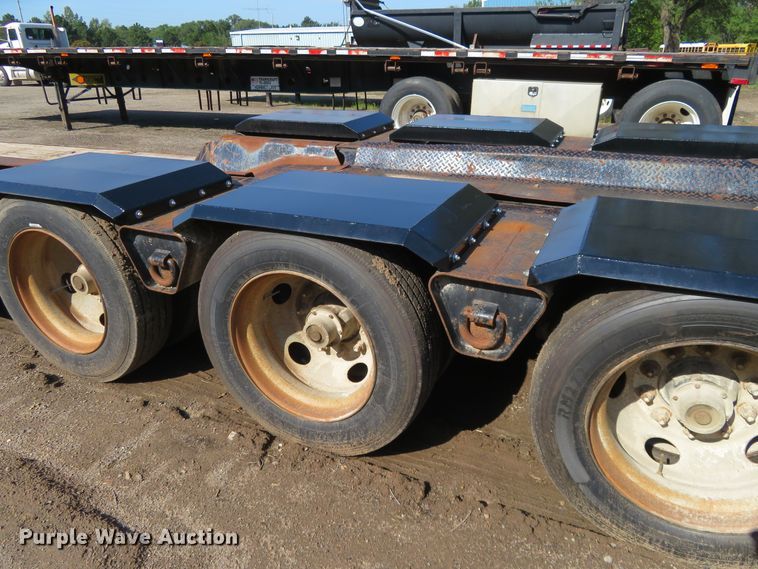 image for item DE6855 1997 Landoll Easy Hooker equipment trailer