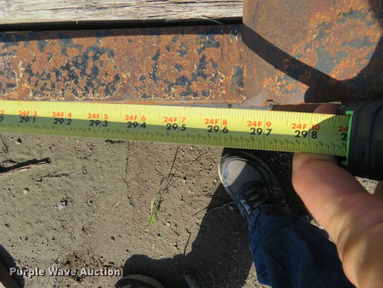 image for item DE6855 1997 Landoll Easy Hooker equipment trailer