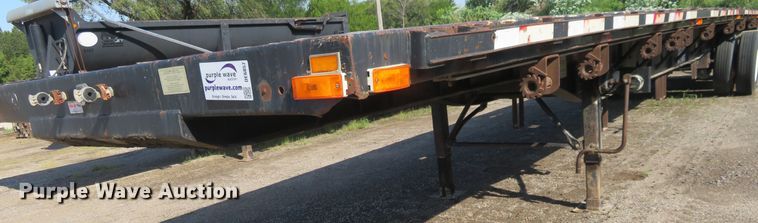 image for item DE6857 2004 Transcraft TL-2000 Super Beam flatbed trailer