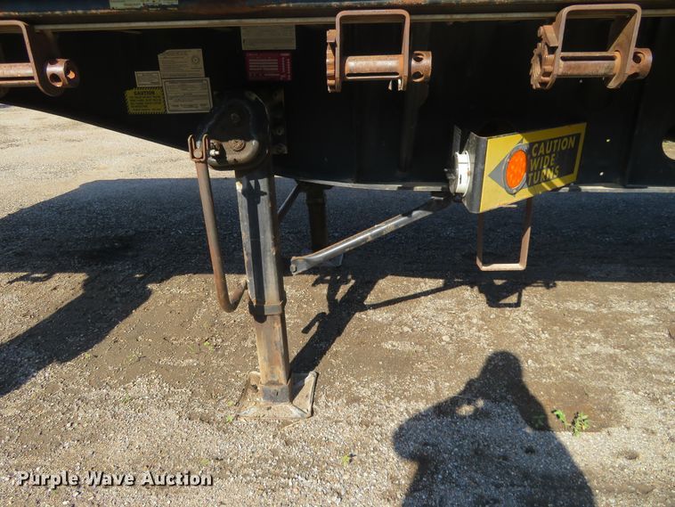 image for item DE6857 2004 Transcraft TL-2000 Super Beam flatbed trailer