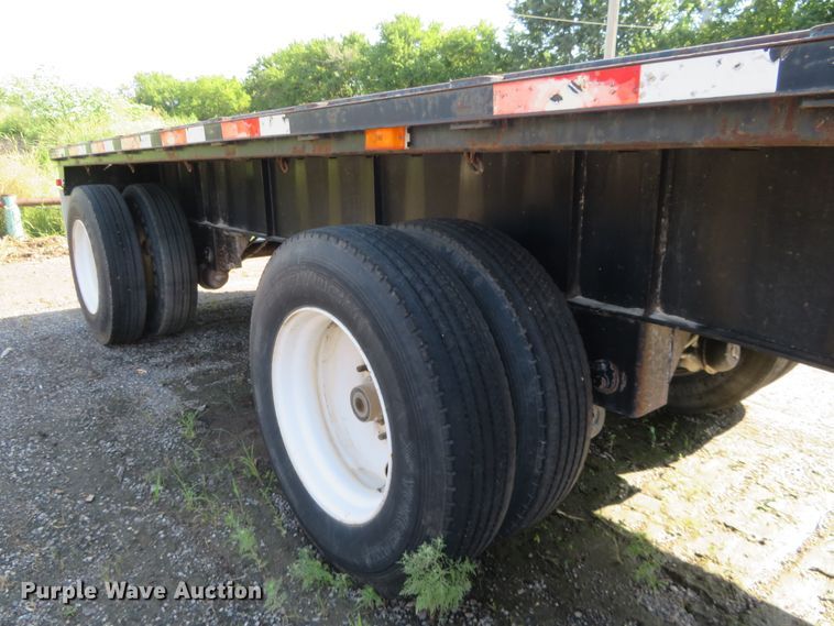 image for item DE6857 2004 Transcraft TL-2000 Super Beam flatbed trailer