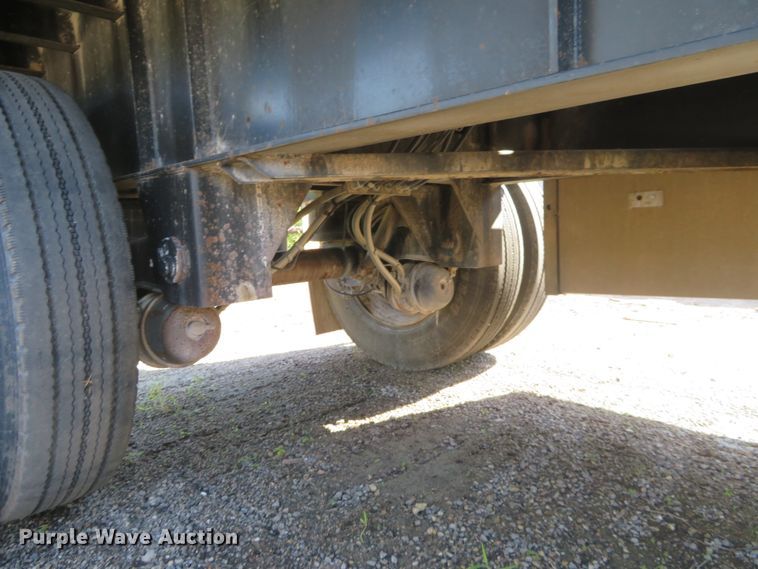 image for item DE6857 2004 Transcraft TL-2000 Super Beam flatbed trailer