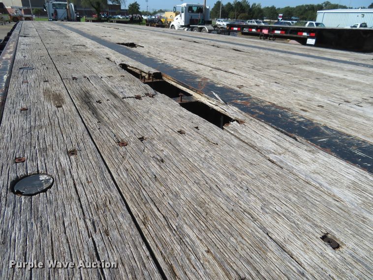 image for item DE6857 2004 Transcraft TL-2000 Super Beam flatbed trailer