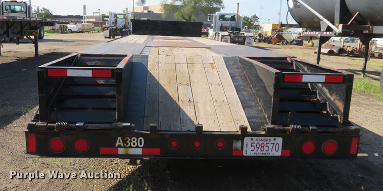 image for item DE6859 2014 Neville drop deck trailer