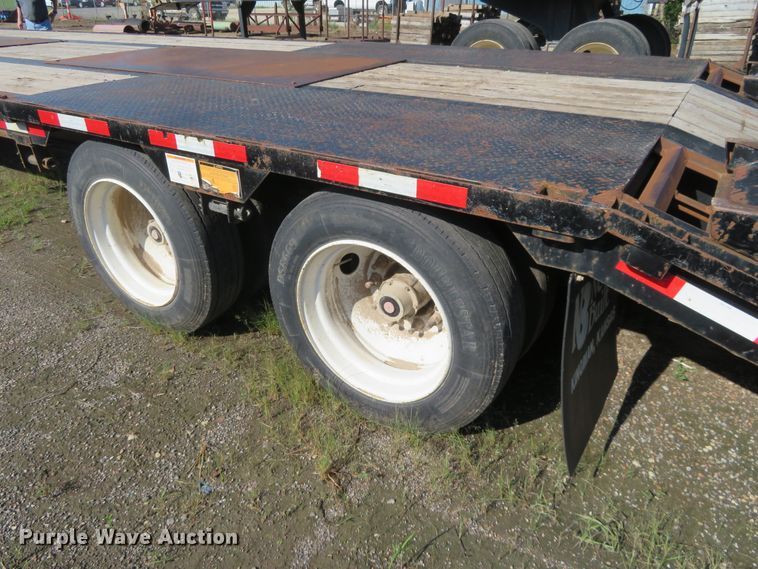 image for item DE6859 2014 Neville drop deck trailer