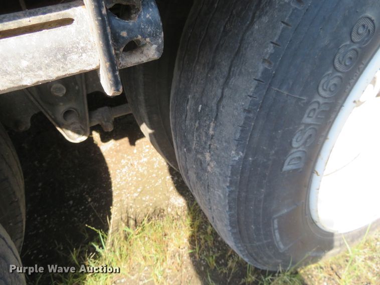 image for item DE6859 2014 Neville drop deck trailer