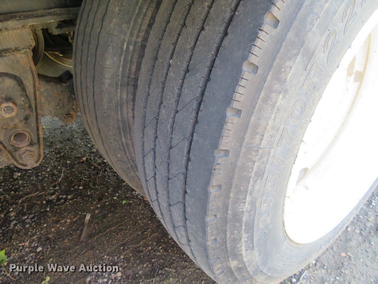 image for item DE6859 2014 Neville drop deck trailer