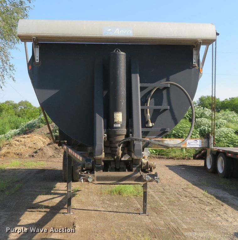 image for item DE6861 2001 CTS end dump trailer