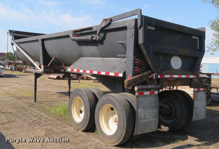 image for item DE6861 2001 CTS end dump trailer