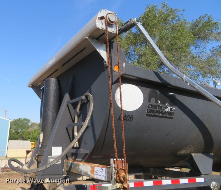 image for item DE6861 2001 CTS end dump trailer