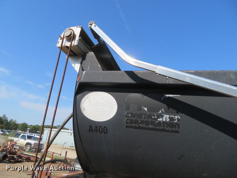 image for item DE6861 2001 CTS end dump trailer