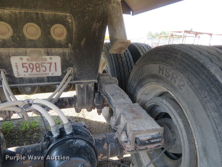 image for item DE6861 2001 CTS end dump trailer