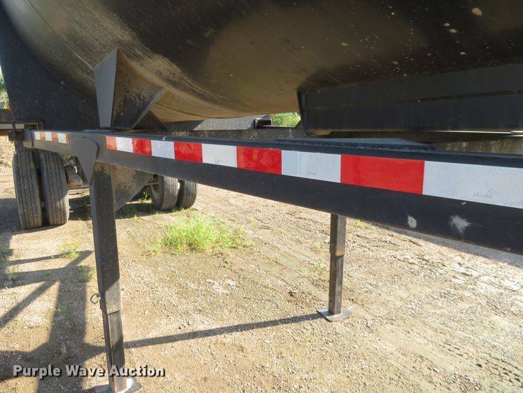 image for item DE6861 2001 CTS end dump trailer