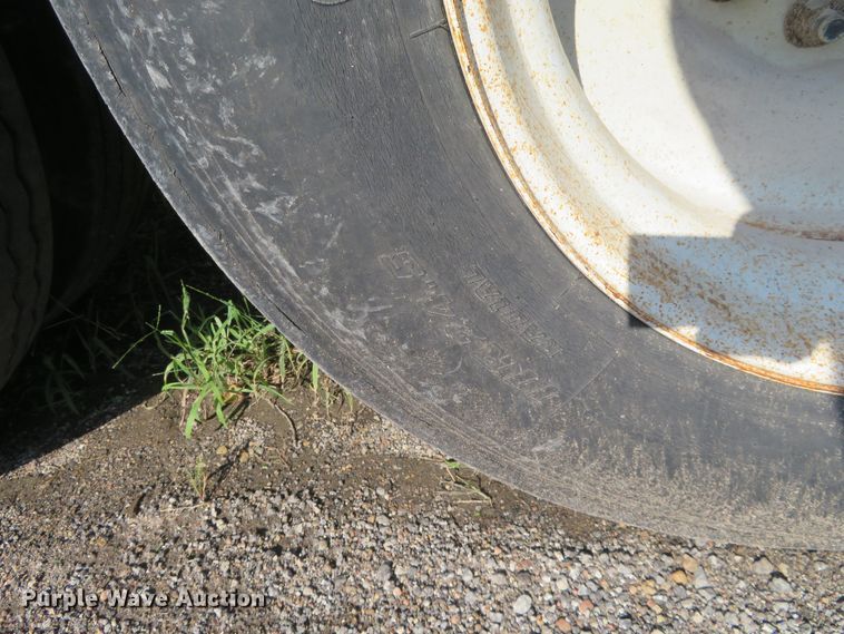 image for item DE6861 2001 CTS end dump trailer