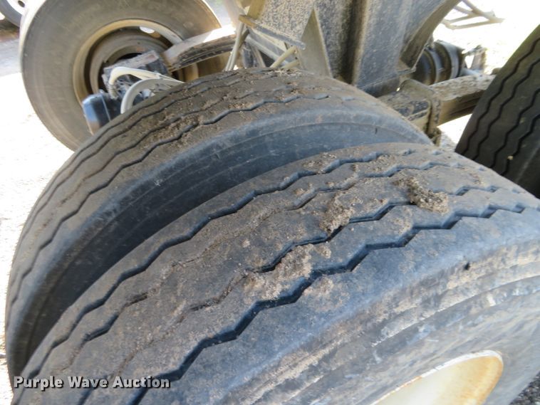 image for item DE6861 2001 CTS end dump trailer