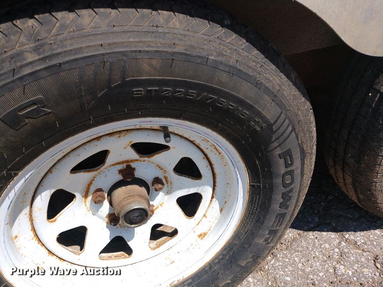 image for item FV9056 1998 Doolittle enclosed cargo trailer