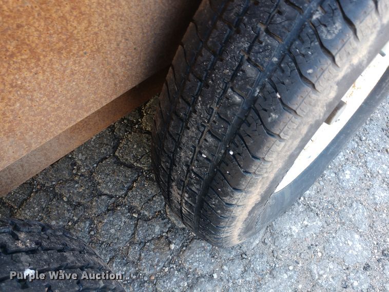 image for item FV9056 1998 Doolittle enclosed cargo trailer