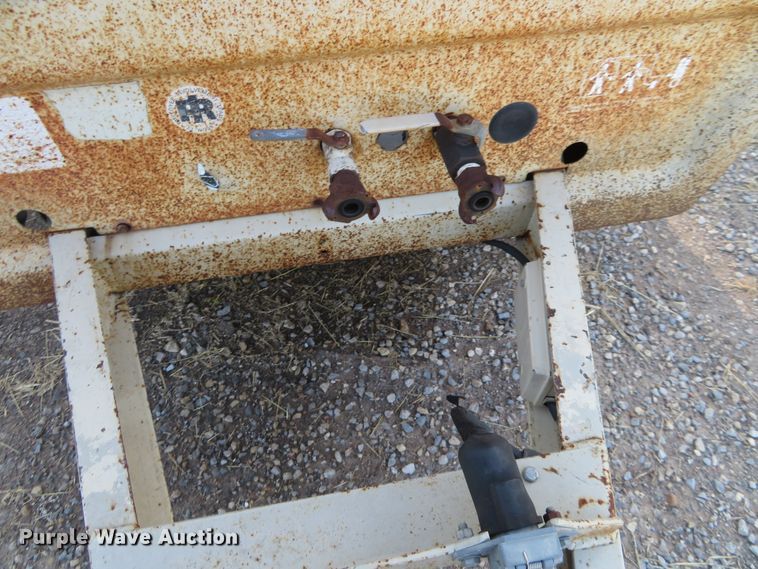 image for item FV9063 Ingersoll Rand 175 air compressor