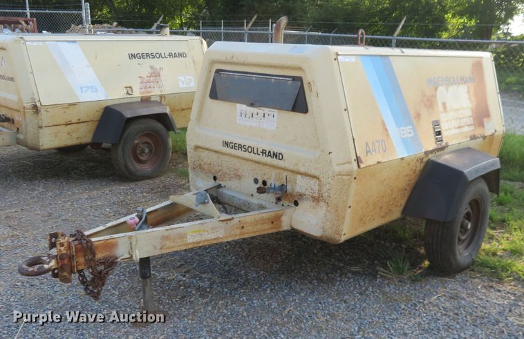 image for item FV9064 1993 Ingersoll Rand P185CWJD air compressor