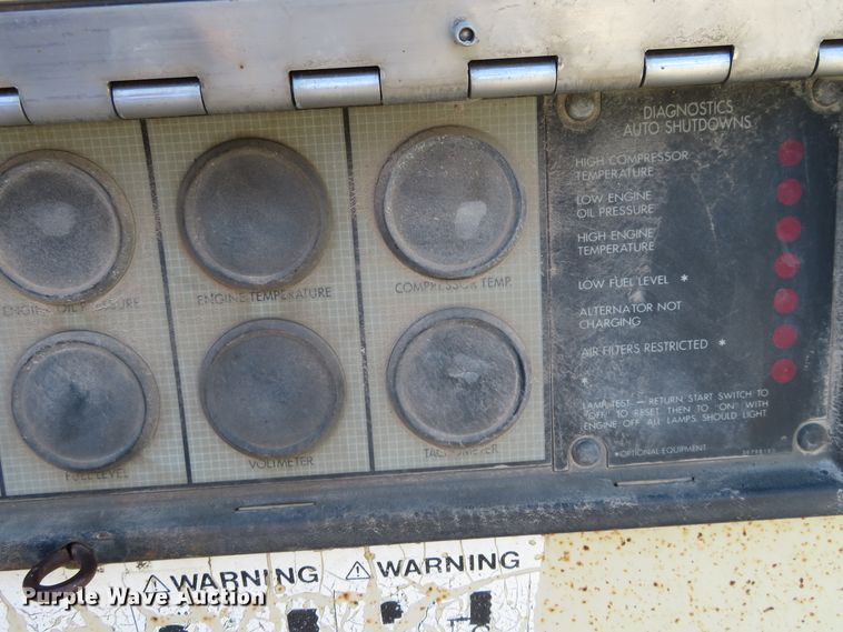 image for item FV9064 1993 Ingersoll Rand P185CWJD air compressor