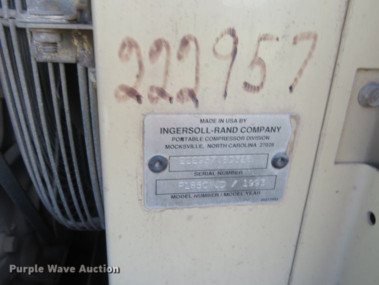 image for item FV9064 1993 Ingersoll Rand P185CWJD air compressor