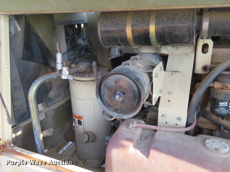 image for item FV9065 1997 Ingersoll Rand P185WJD air compressor