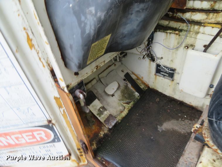 image for item FV9066 Drott 85RM2 crane