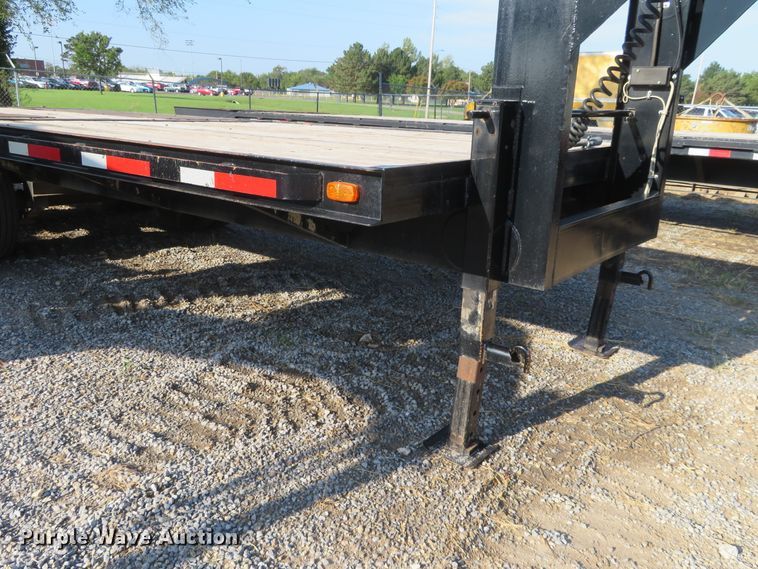 image for item FV9068 1989 shop built equipment trailer