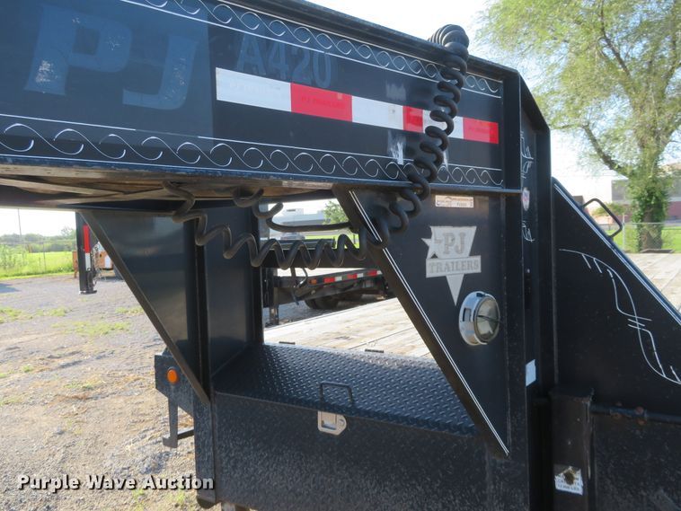 image for item FV9069 2008 PJ equipment trailer