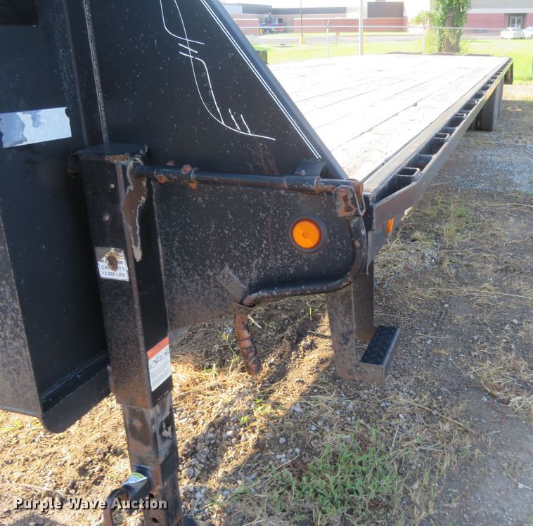 image for item FV9069 2008 PJ equipment trailer