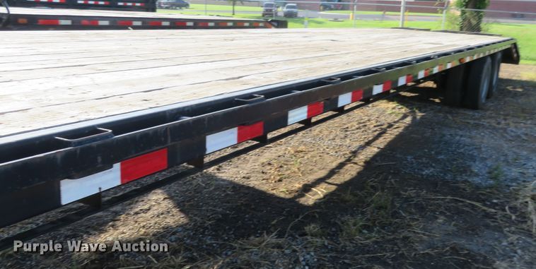 image for item FV9069 2008 PJ equipment trailer