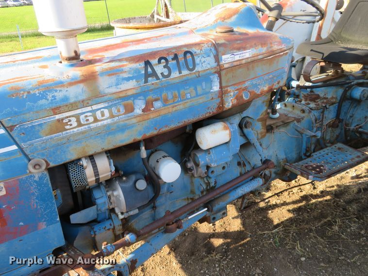 image for item FV9071 Ford 3600 tractor