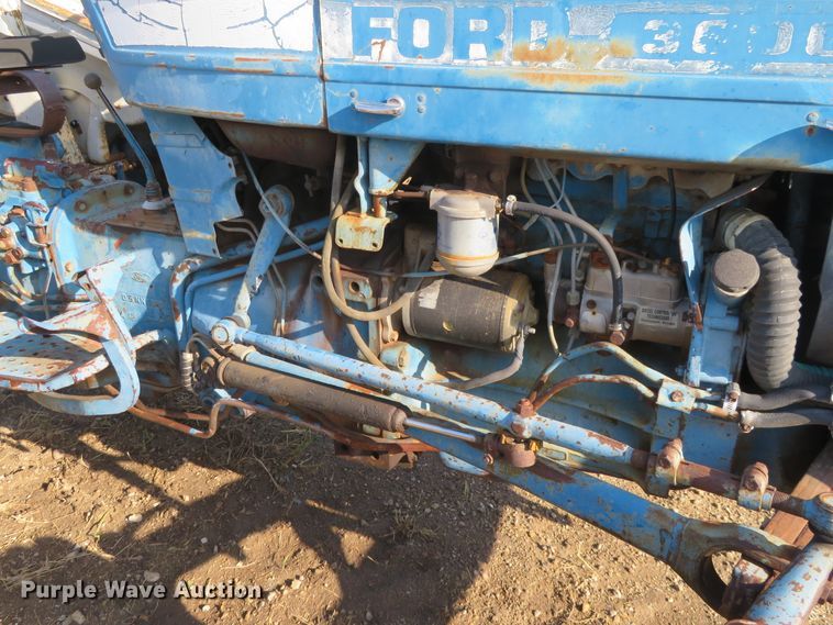 image for item FV9071 Ford 3600 tractor