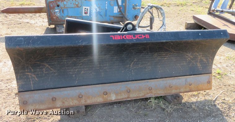 image for item FV9077 Bradco 31085 six-way blade