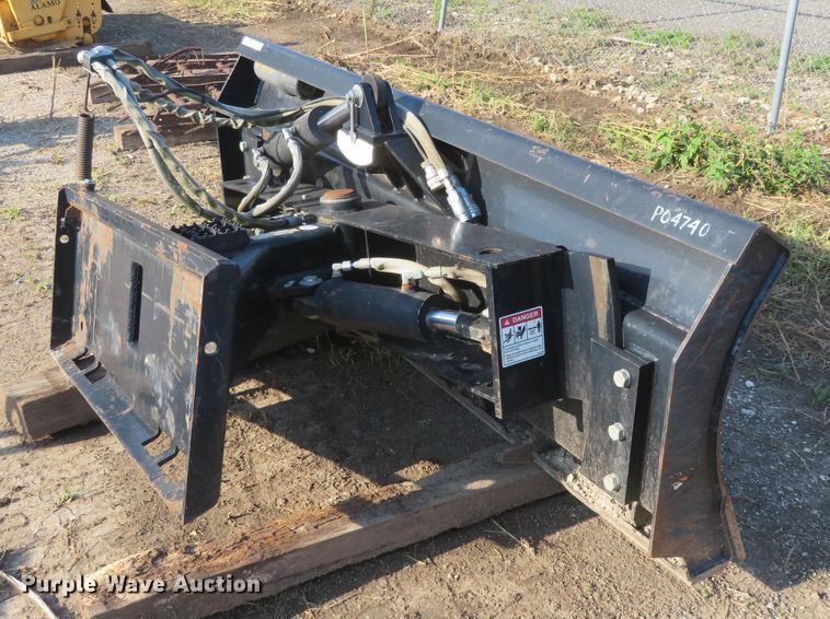 image for item FV9077 Bradco 31085 six-way blade