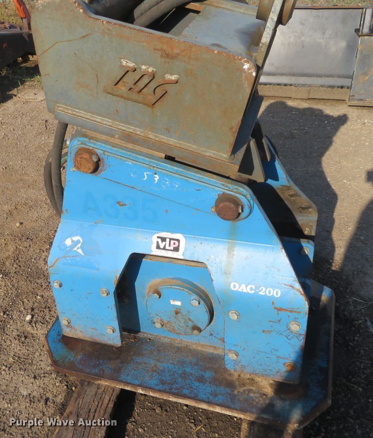 image for item FV9081 Okada OAC-200 plate compactor