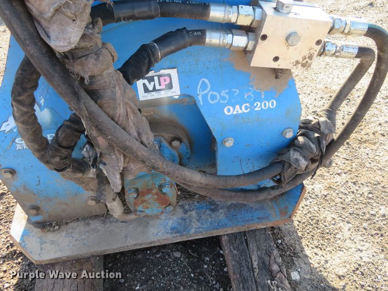 image for item FV9081 Okada OAC-200 plate compactor