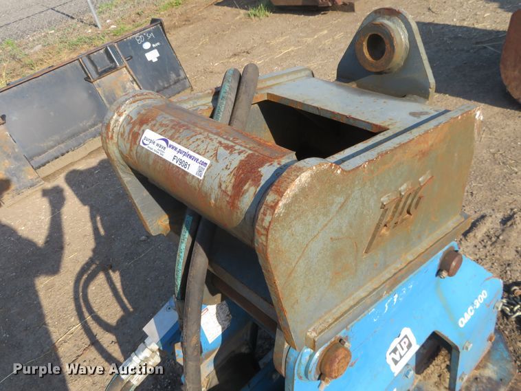 image for item FV9081 Okada OAC-200 plate compactor