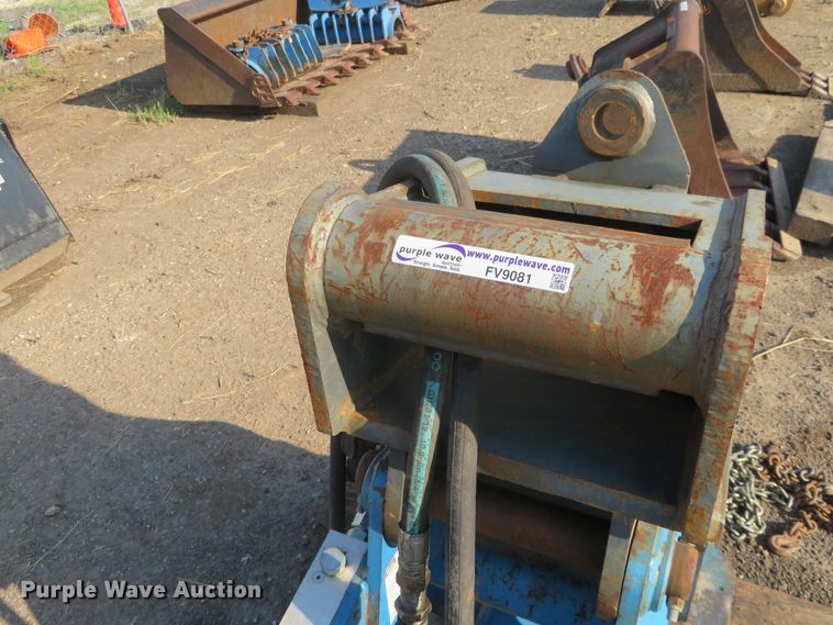 image for item FV9081 Okada OAC-200 plate compactor