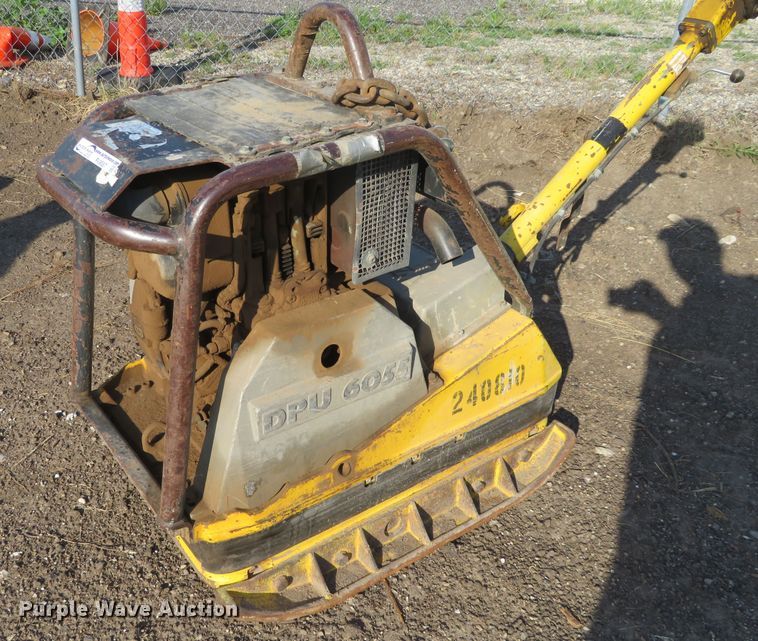 image for item FV9087 Wacker DPU6055 plate compactor